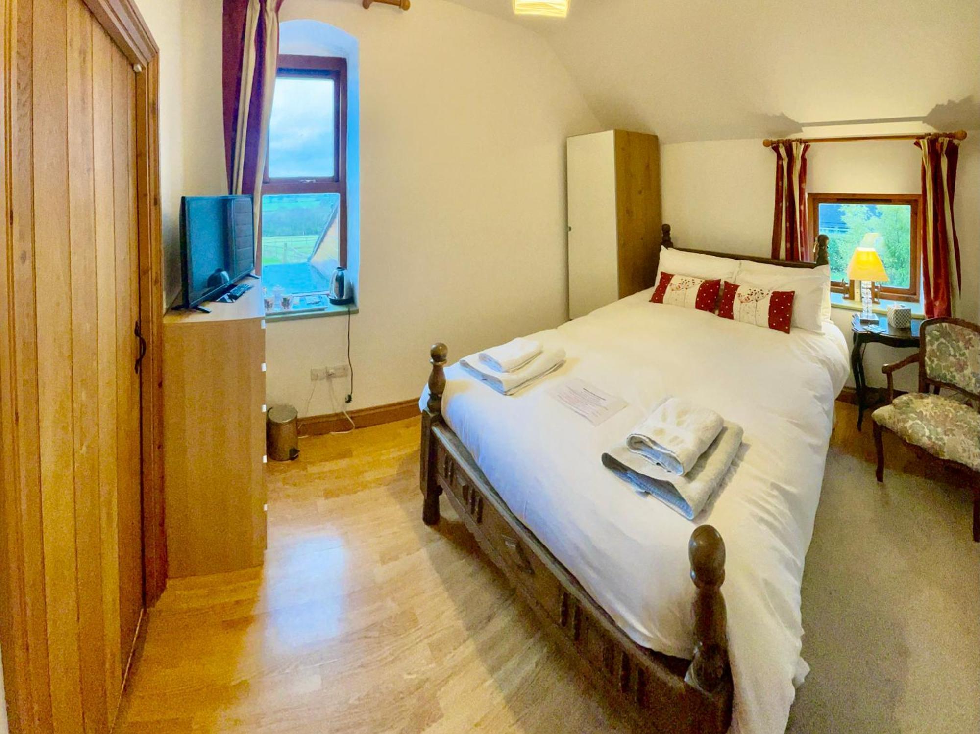 Highfields Farm B&B Stone  Buitenkant foto